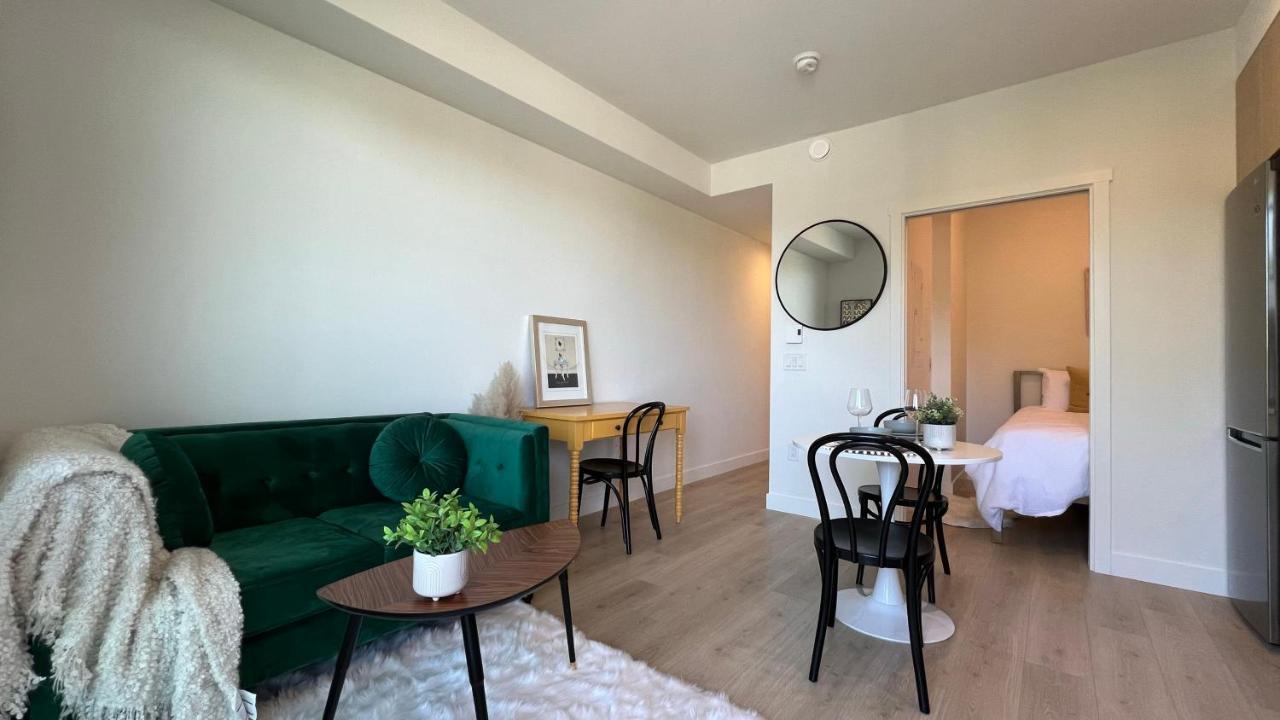 Hillside Oasis By Iris Properties! Victoria Dış mekan fotoğraf